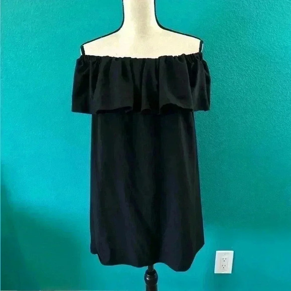 French connection off the shoulder black dress in size small - Picture 1 of 4